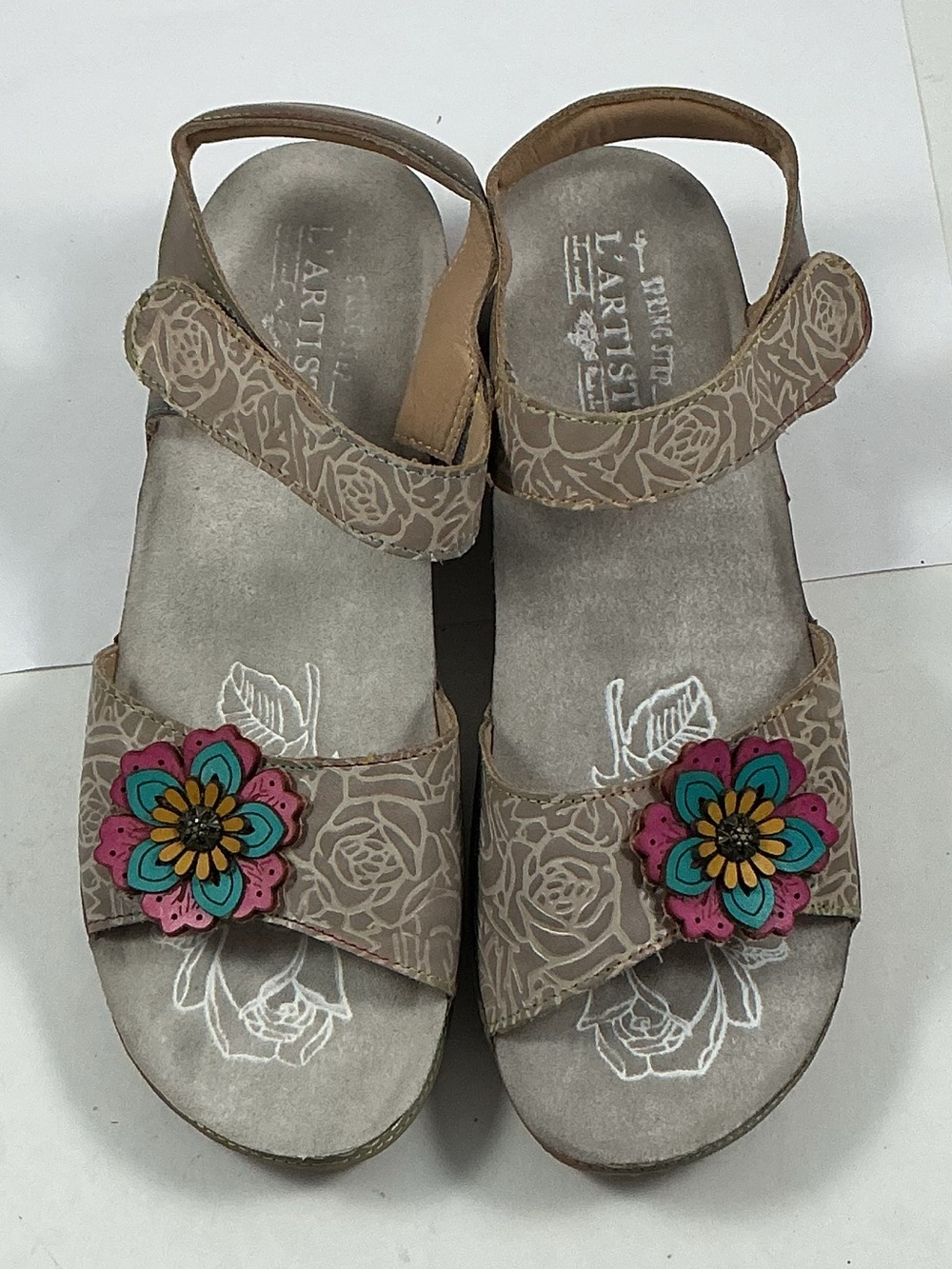 New L’Artiste Spring Step Cuteness Gray Taupe Sandals Size 41 - 10